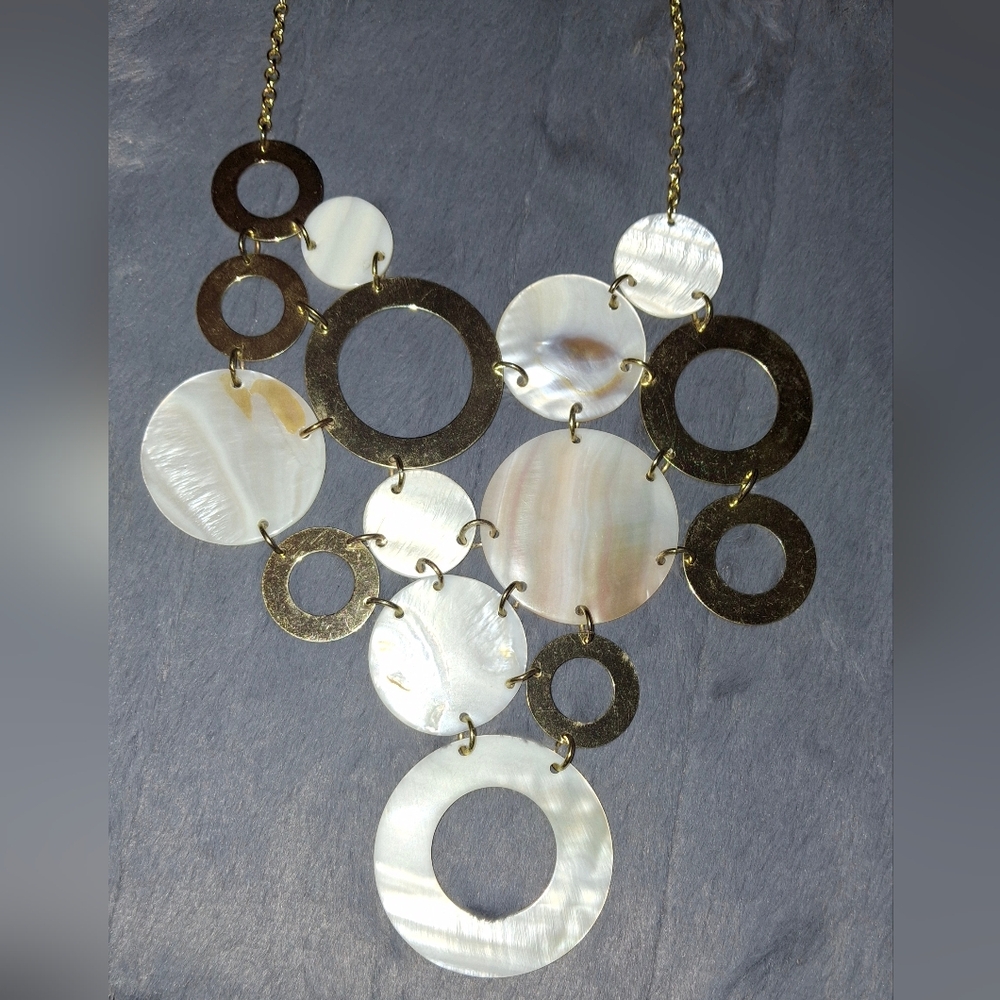 Mother Of Pearl Geometric Statement modern bib Necklace Goldtone - Picture 6 of 8